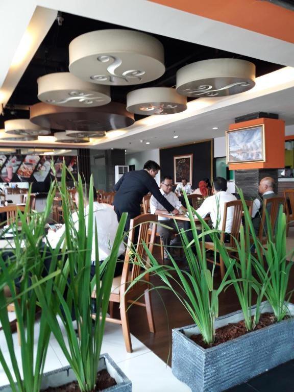 D'Arcici Hotel Cempaka Putih Jakarta Extérieur photo